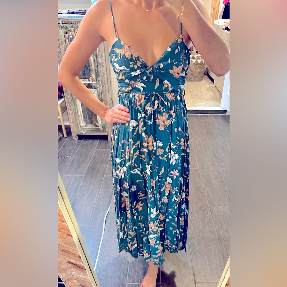 XS Hello Molly Floral Midi Dress